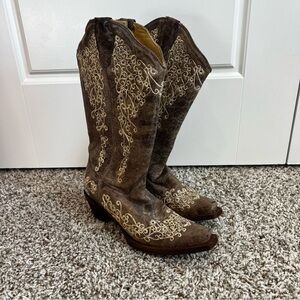 Corral Vintage Embroidered Cowboy Boots Sz 6.5